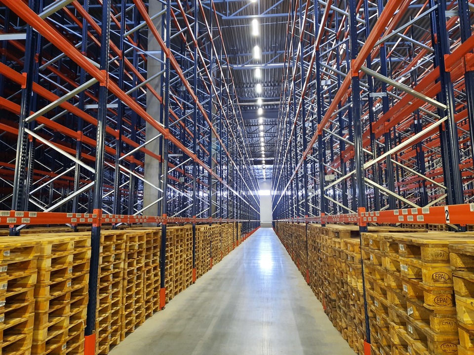 The Class A warehouse combined with its close location to the border makes it attractive for many companies
